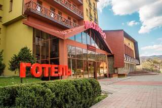 Фото Отель Malyvo Hotel г. Делятин